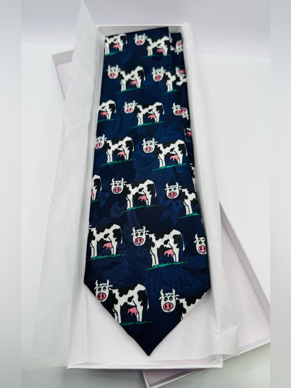 Vintage A. Rogers Novelty Cow Necktie Navy Blue Farm Animal Polyester Tie 59.5”